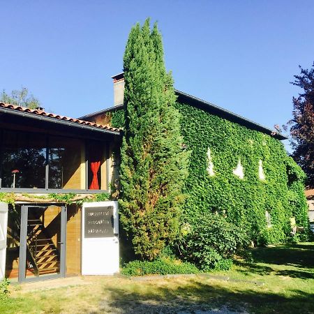 Апартаменти Magnificent Renovated Farmhouse - 10 Min A7 - Anneyron Екстер'єр фото