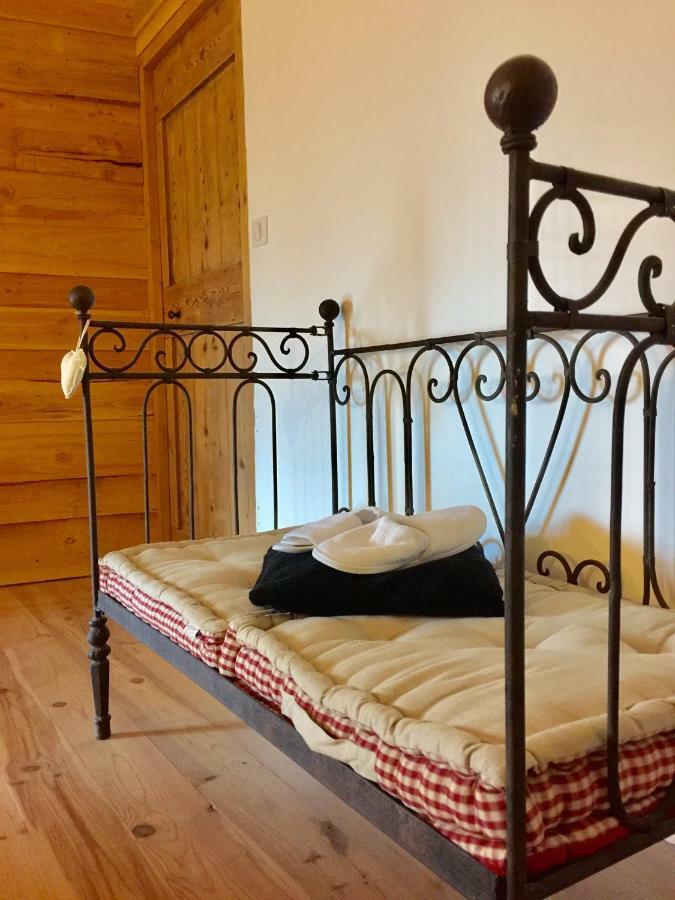 Апартаменти Magnificent Renovated Farmhouse - 10 Min A7 - Anneyron Екстер'єр фото